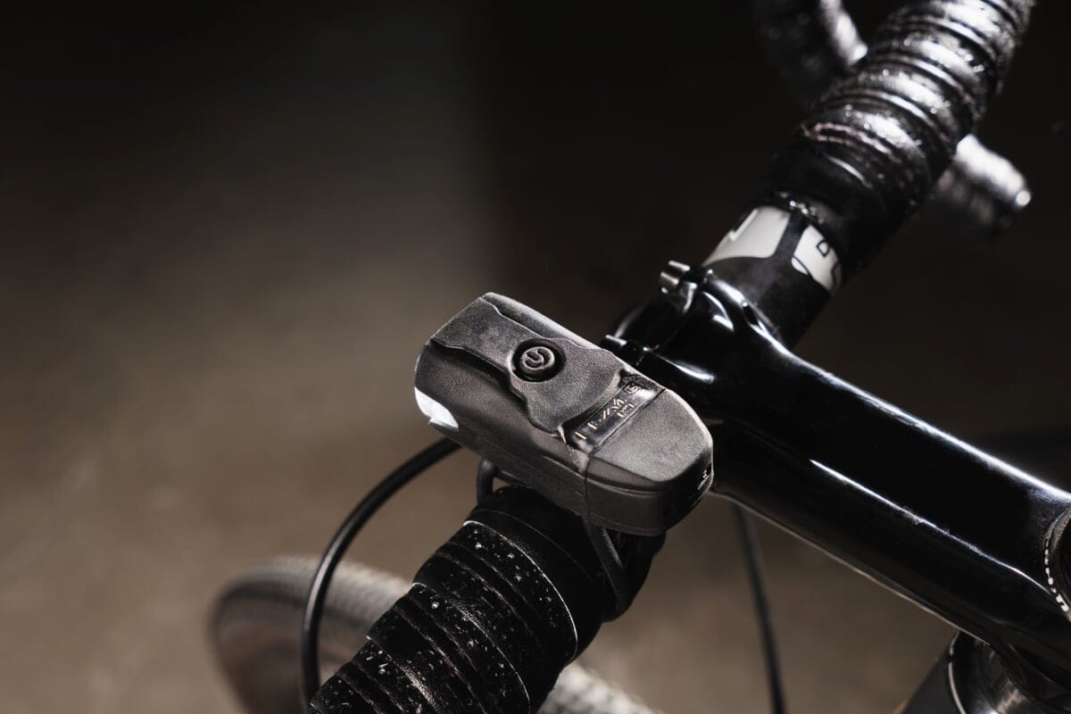 Zestaw lampki LEZYNE LED KTV DRIVE USB 200 przód - obrazek 2