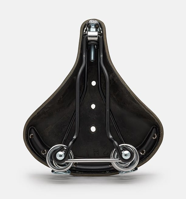 Siodełko Brooks B67 Short Black Steel Rail – skórzane, sprężynowe - obrazek 6