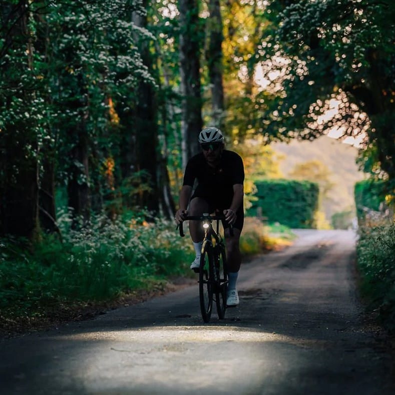 Lampka rowerowa przednia MAGICSHINE EVO 1300 – 1300 lm, USB-C, IPX6 - obrazek 4