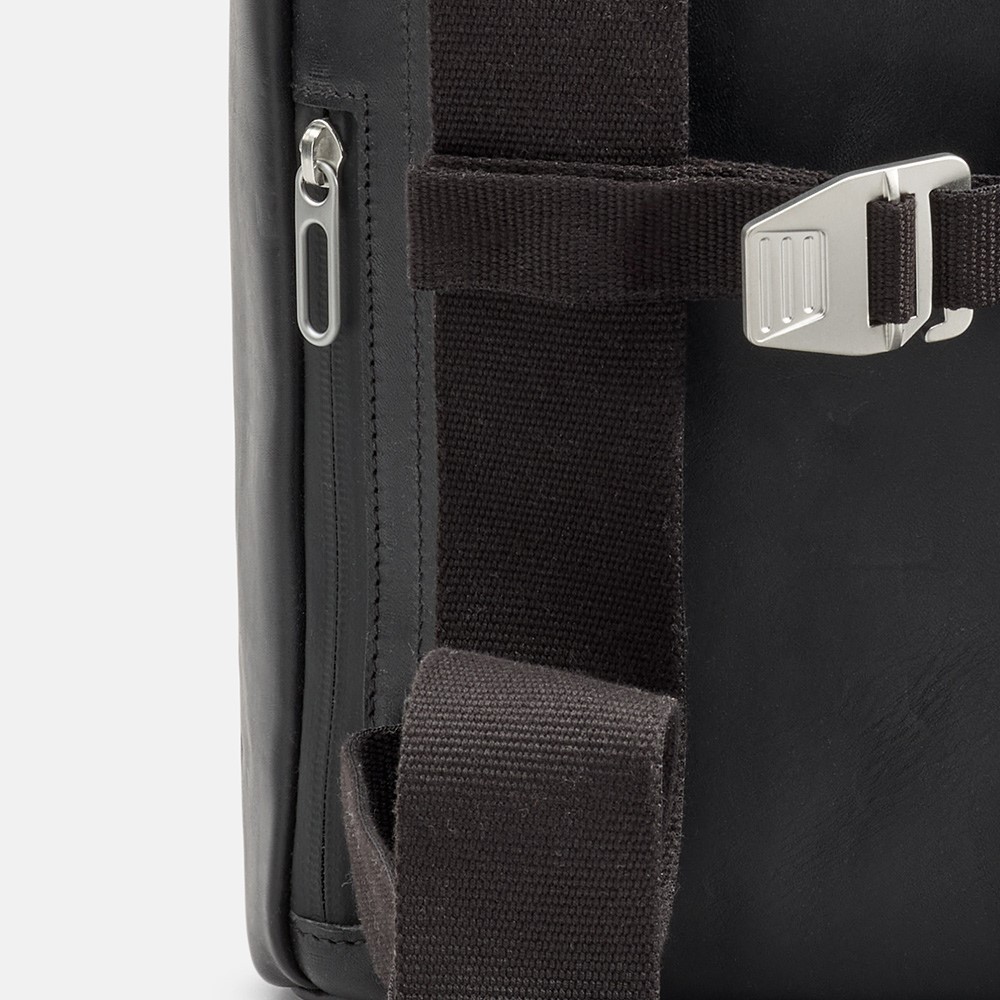 b56f7708bfbcbb327f314093be3f64d4